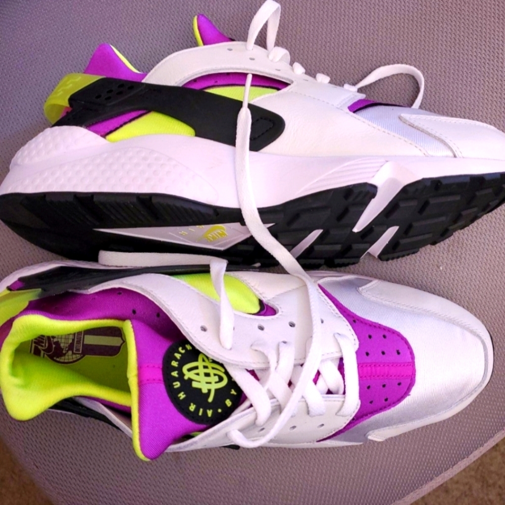Men Nike air huarache ultra athletic shoes SZ 12 US New